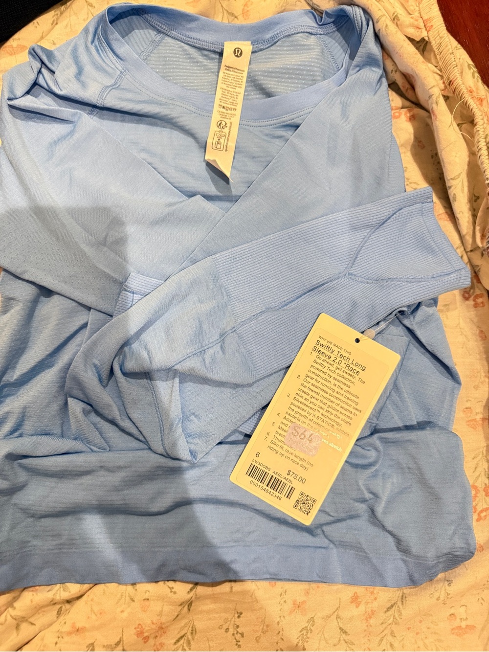 Lululemon Swiftly Tech Long-Sleeve 2.0 Race Length Size 6 Aero Blue NWT